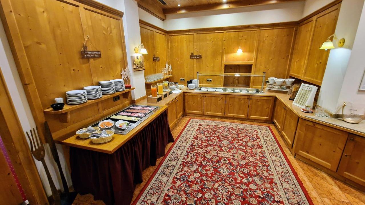 شيفو أم فيلدن كايزر Das Alpin - Hotel Garni Guesthouse المظهر الخارجي الصورة